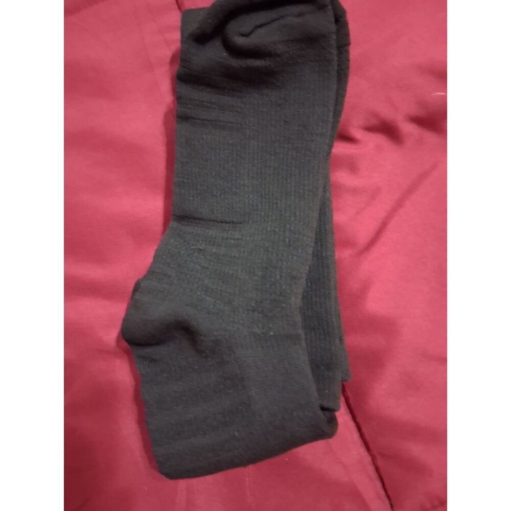 Knee High Compression Socks - Picture 2 of 3